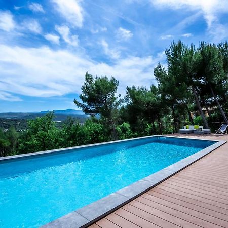 Villa Lumineuse Avec Piscine Clim 1Ere Etage Vue Panoramique Sur Les Montagnes Sur Le Site De La Sainte-Victoire Le Tholonet Exteriör bild