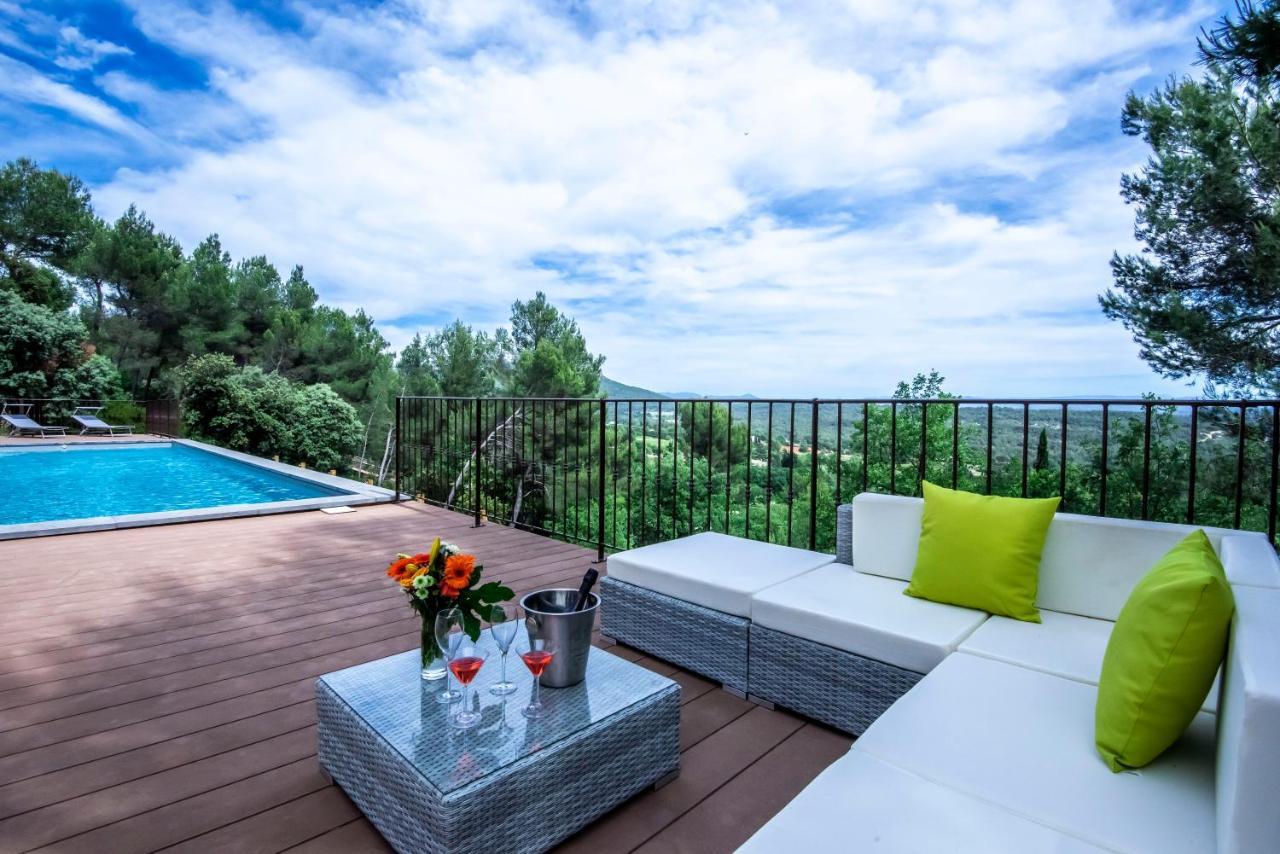 Villa Lumineuse Avec Piscine Clim 1Ere Etage Vue Panoramique Sur Les Montagnes Sur Le Site De La Sainte-Victoire Le Tholonet Exteriör bild